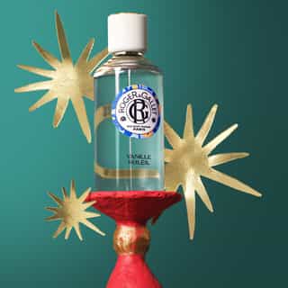 Vanille Soleil Χριστουγεννιάτικο Set : Eau Parfumée Bienfaisante 30ml + Κρέμα Χεριών