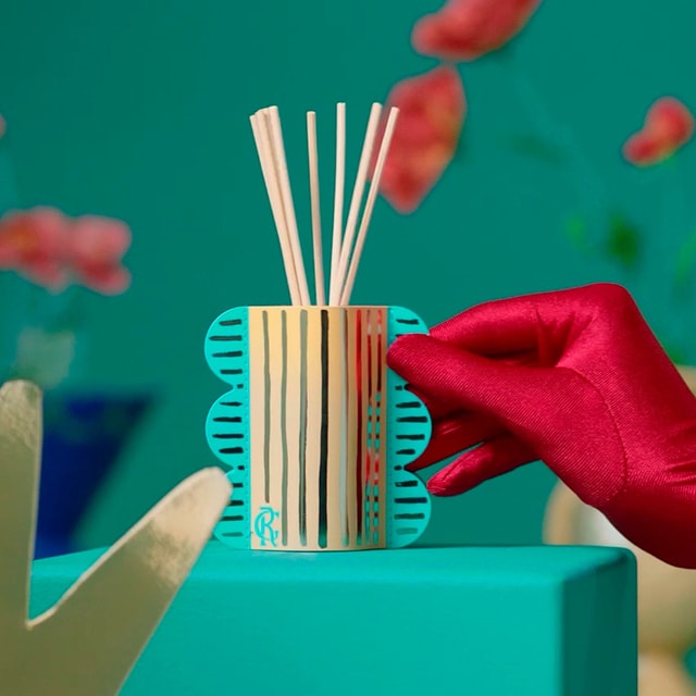 Χριστουγεννιάτικο Set : Eau Parfumée Bienfaisante + Diffuser